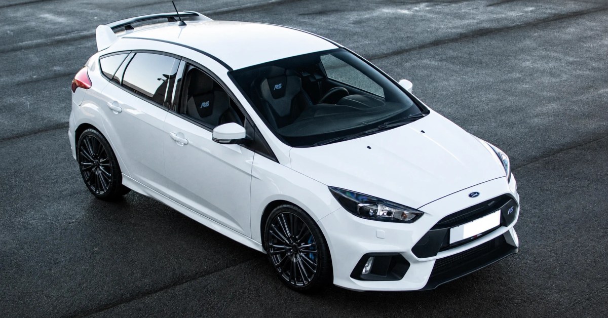 Ford Focus 2.3 RS Gebrauchtwagen in der Schweiz – Sportlich, kraftvoll, bereit!